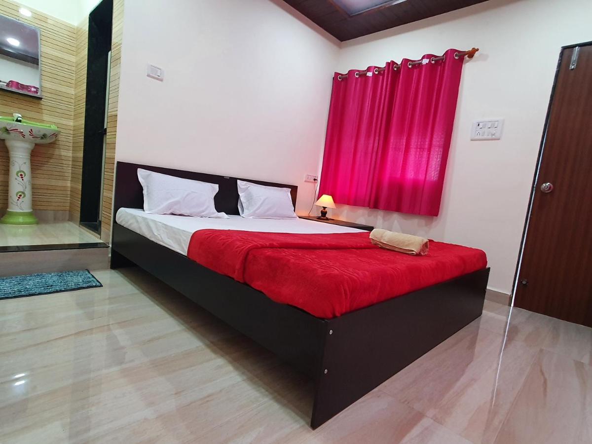 Serina House Mālvan Esterno foto