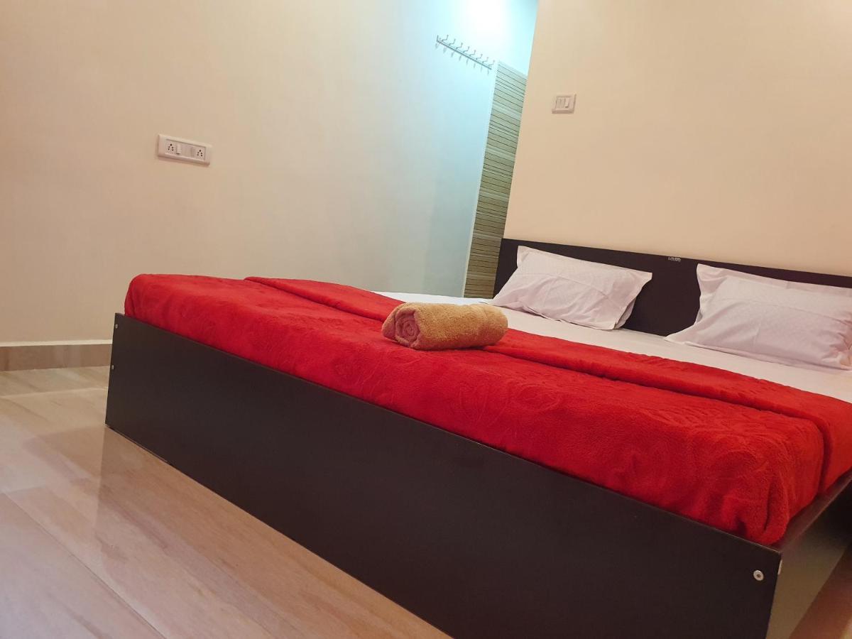 Serina House Mālvan Esterno foto