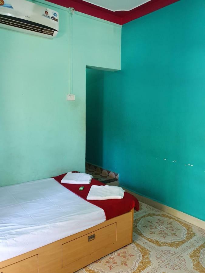 Serina House Mālvan Esterno foto