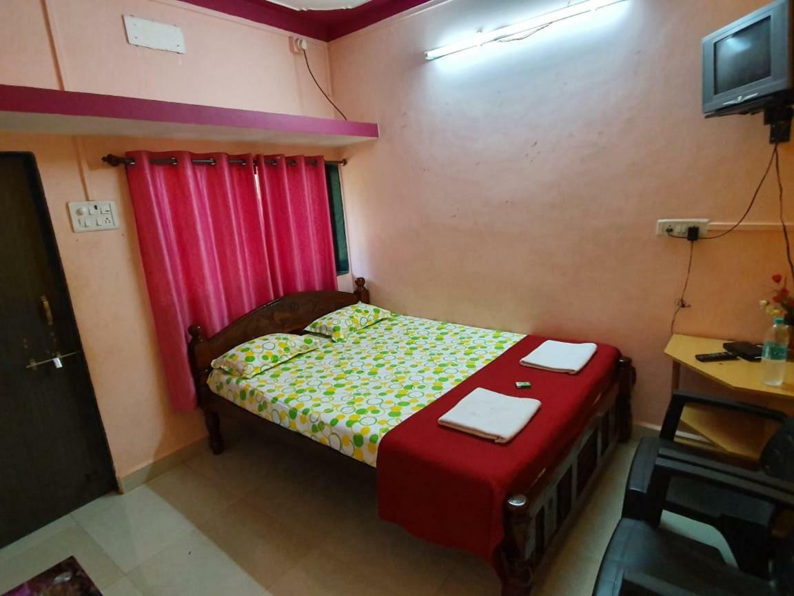Serina House Mālvan Esterno foto