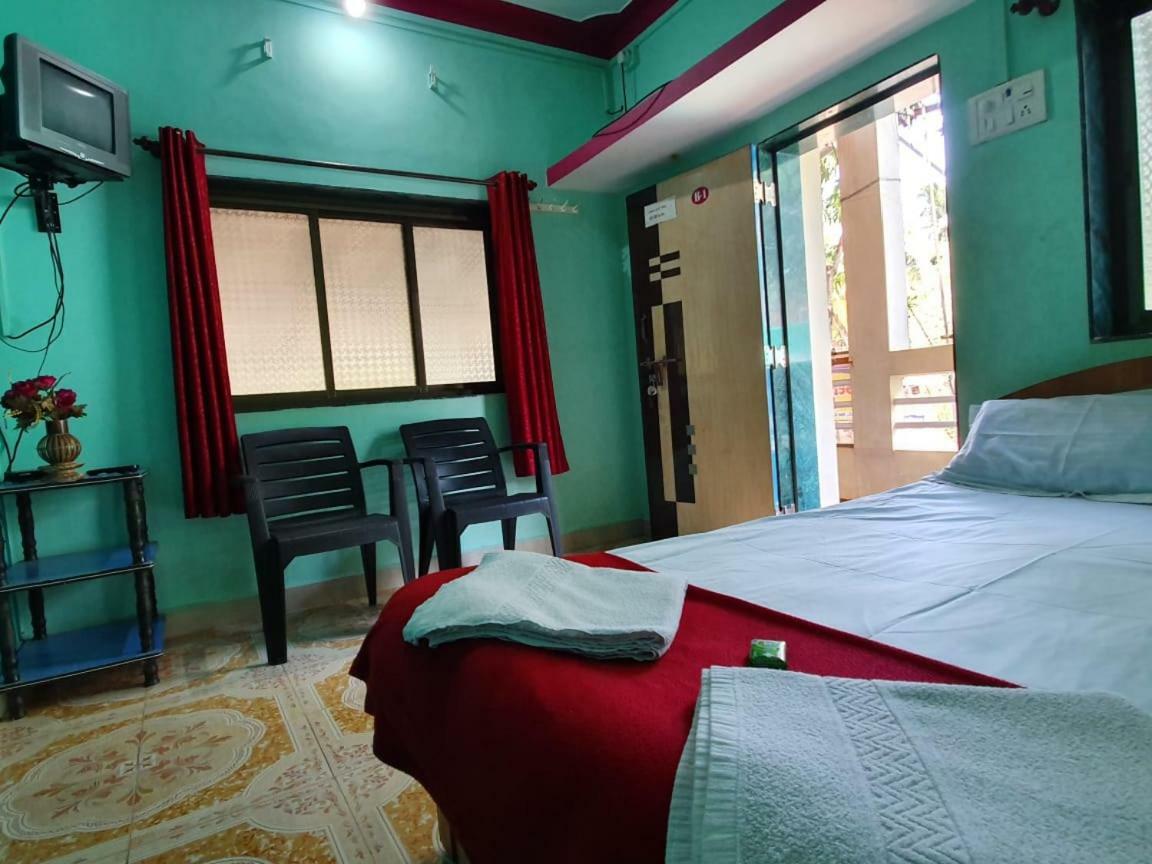 Serina House Mālvan Esterno foto